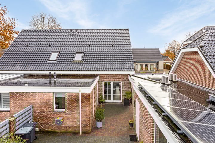 Foto 33 van Zr. Damasastraat 5