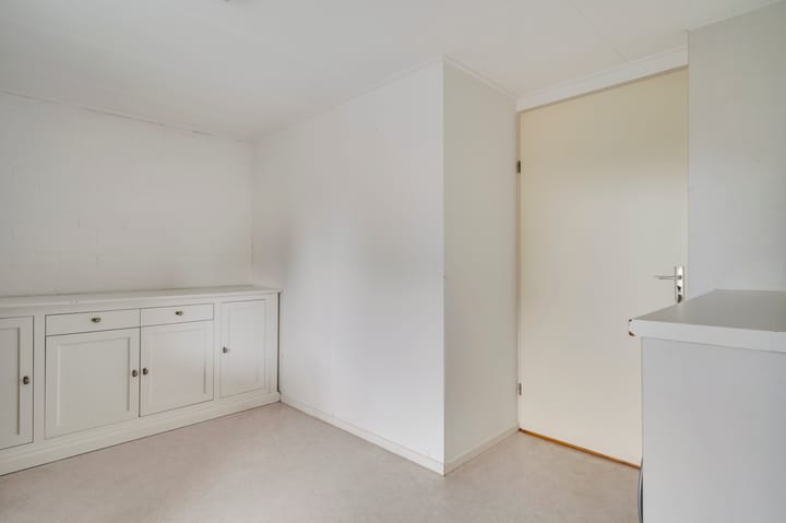 Foto 24 van Korbeel 16