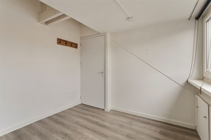 Bekijk foto 34 van Blazoenstraat 26