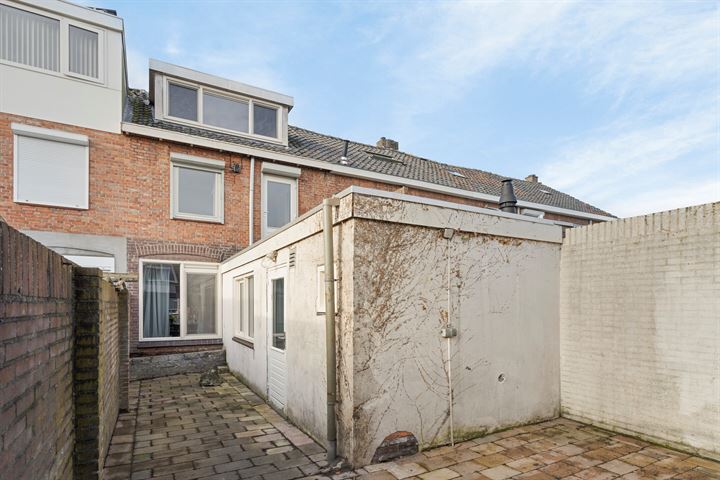 Bekijk foto 42 van Blazoenstraat 26