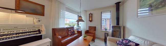 View 360° photo of woonkamer of Hazelaarstraat 4