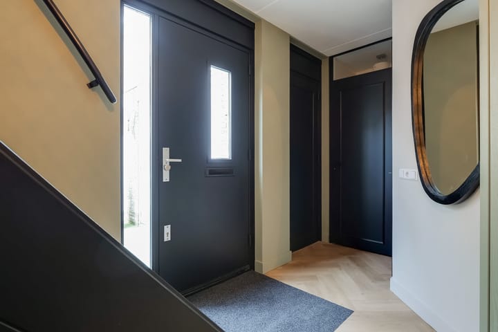 Foto 8 van Middenweg 73