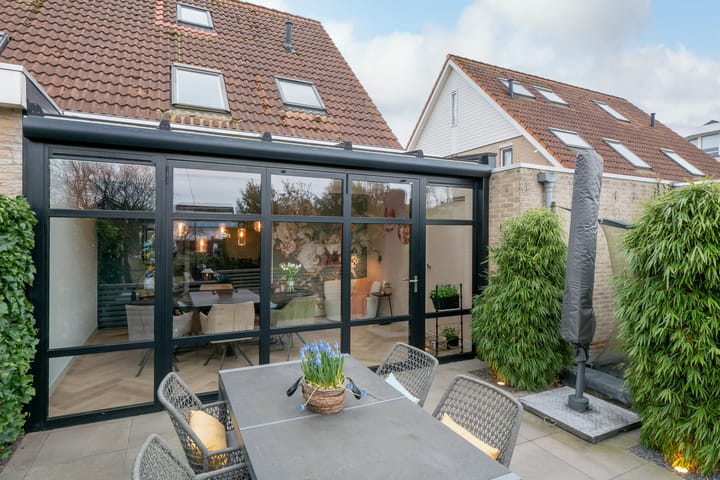 Foto 24 van Middenweg 73