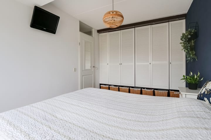 Foto 35 van Middenweg 73