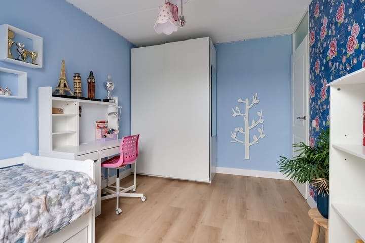 Foto 39 van Middenweg 73