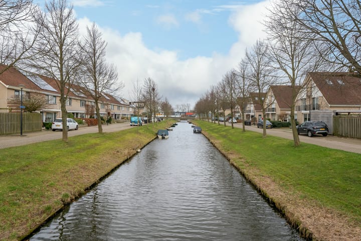 Foto 50 van Middenweg 73