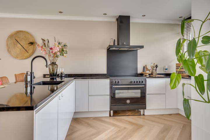 Foto 15 van Asterstraat 11