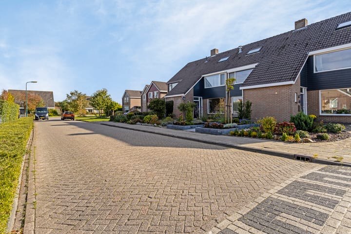 Foto 25 van Molefinne 24