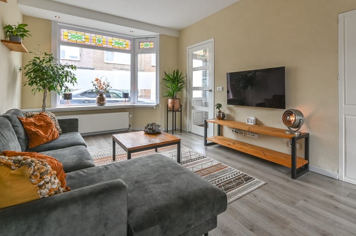 Foto 5 van De Ruyterstraat 53