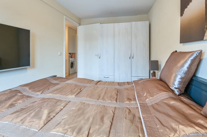 Foto 16 van De Ruyterstraat 53