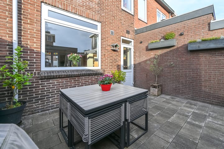 Foto 24 van De Ruyterstraat 53