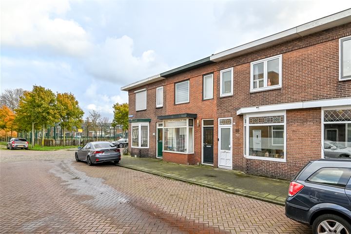 Bekijk foto 30 van De Ruyterstraat 53