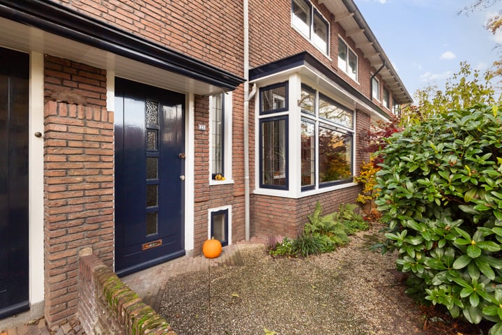 View photo 8 of Leeuwerikstraat 23