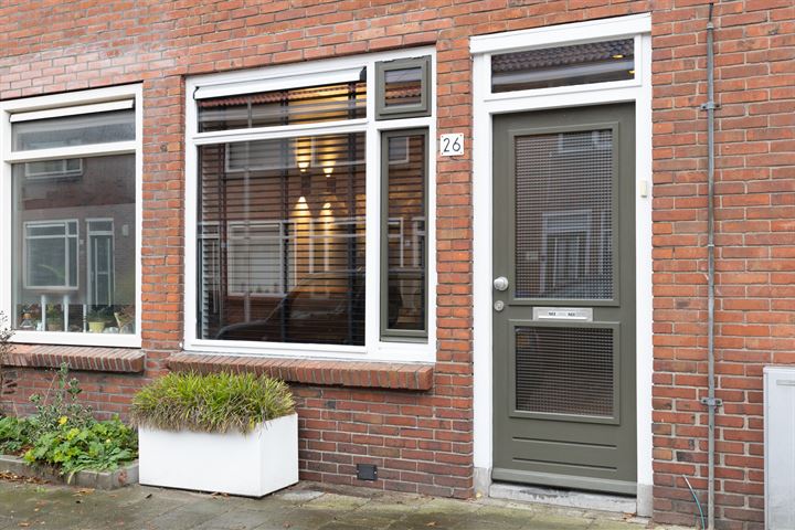 Bekijk foto 2 van Van der Pekstraat 26