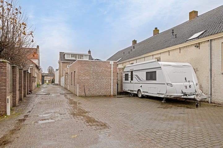 View photo 48 of Grotestraat 47