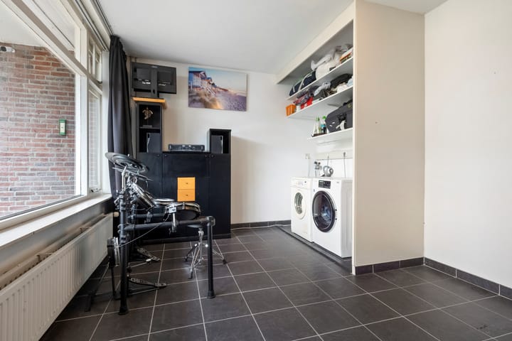 Photo 8 of Duinroosstraat 198