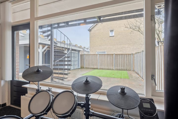 Photo 10 of Duinroosstraat 198