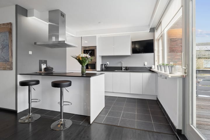 Photo 33 of Duinroosstraat 198