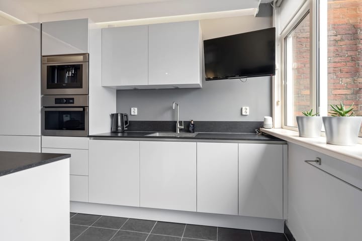 Photo 34 of Duinroosstraat 198