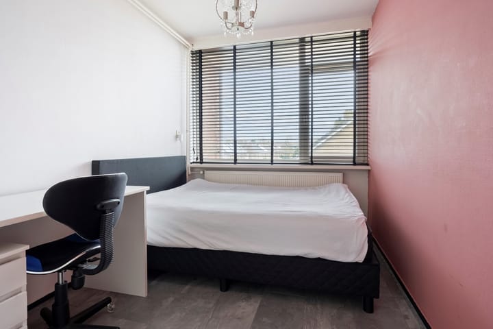 Photo 46 of Duinroosstraat 198