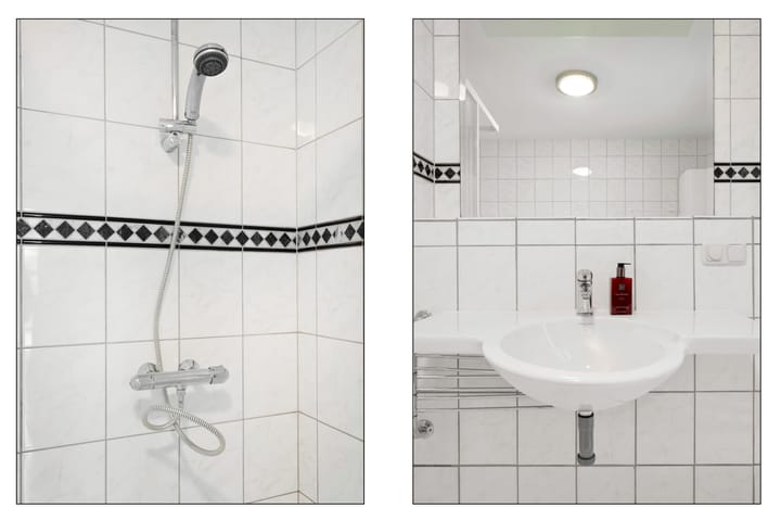 Photo 48 of Duinroosstraat 198