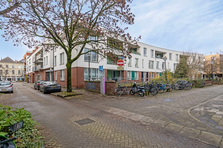 Foto 37 van Driekoningendwarsstraat 23