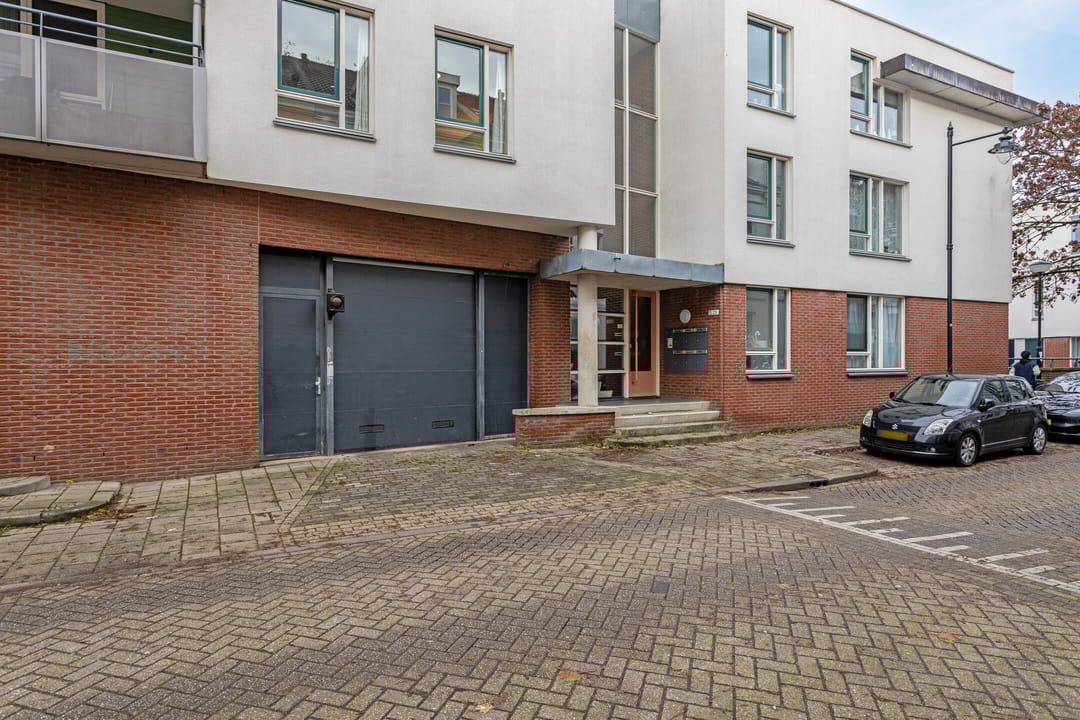 Foto 38 van Driekoningendwarsstraat 23