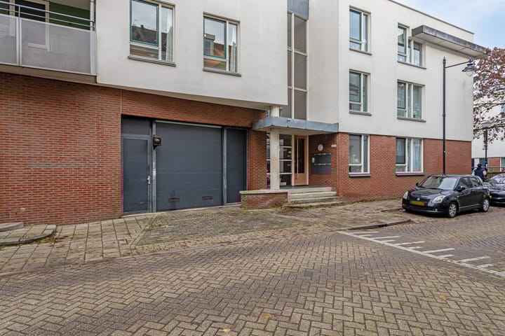 Foto 38 van Driekoningendwarsstraat 23