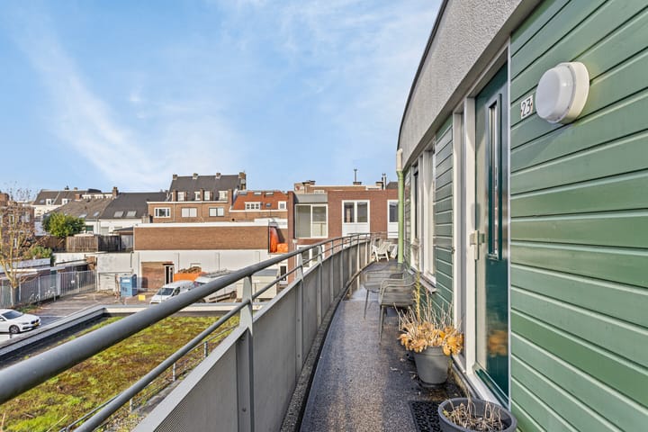 Foto 26 van Driekoningendwarsstraat 23