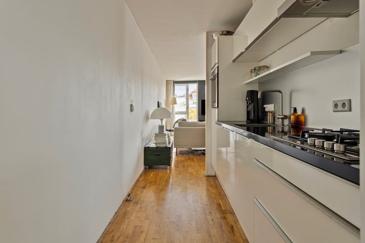 Foto 10 van Driekoningendwarsstraat 23