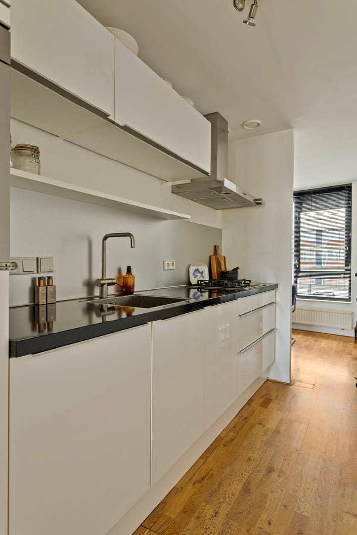 Foto 12 van Driekoningendwarsstraat 23