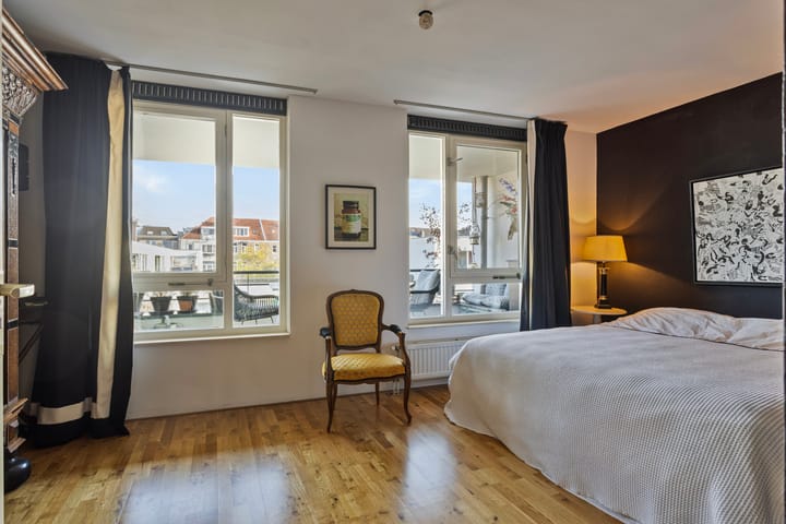 Foto 16 van Driekoningendwarsstraat 23