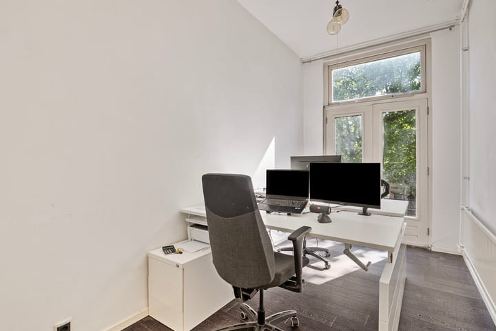 Photo 16 of Mathenesserlaan 415-A