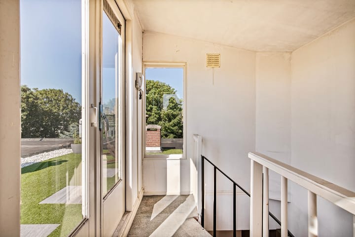 Photo 25 of Mathenesserlaan 415-A