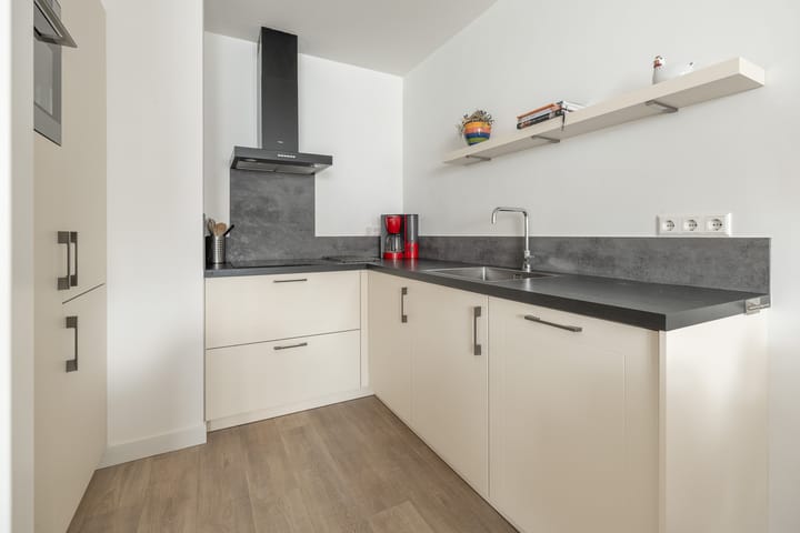 Foto 10 van Lobeliastraat 5