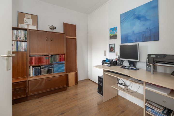 Foto 17 van Lobeliastraat 5