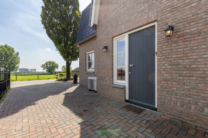 Foto 9 van Rijksweg 53-A