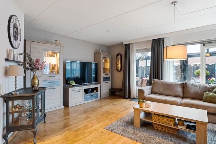 Foto 13 van Hermelijnwit 16