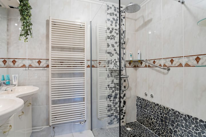 Foto 28 van Hermelijnwit 16