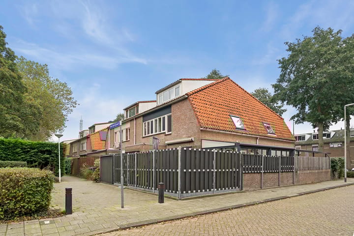 Foto 44 van Hermelijnwit 16