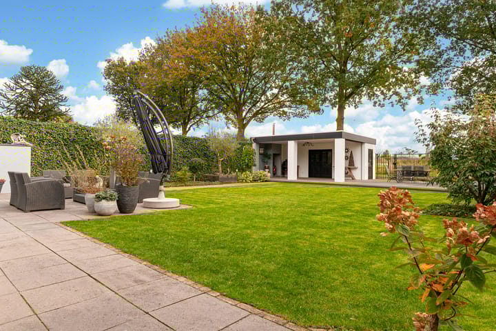 Photo 52 of Vlasakker 20