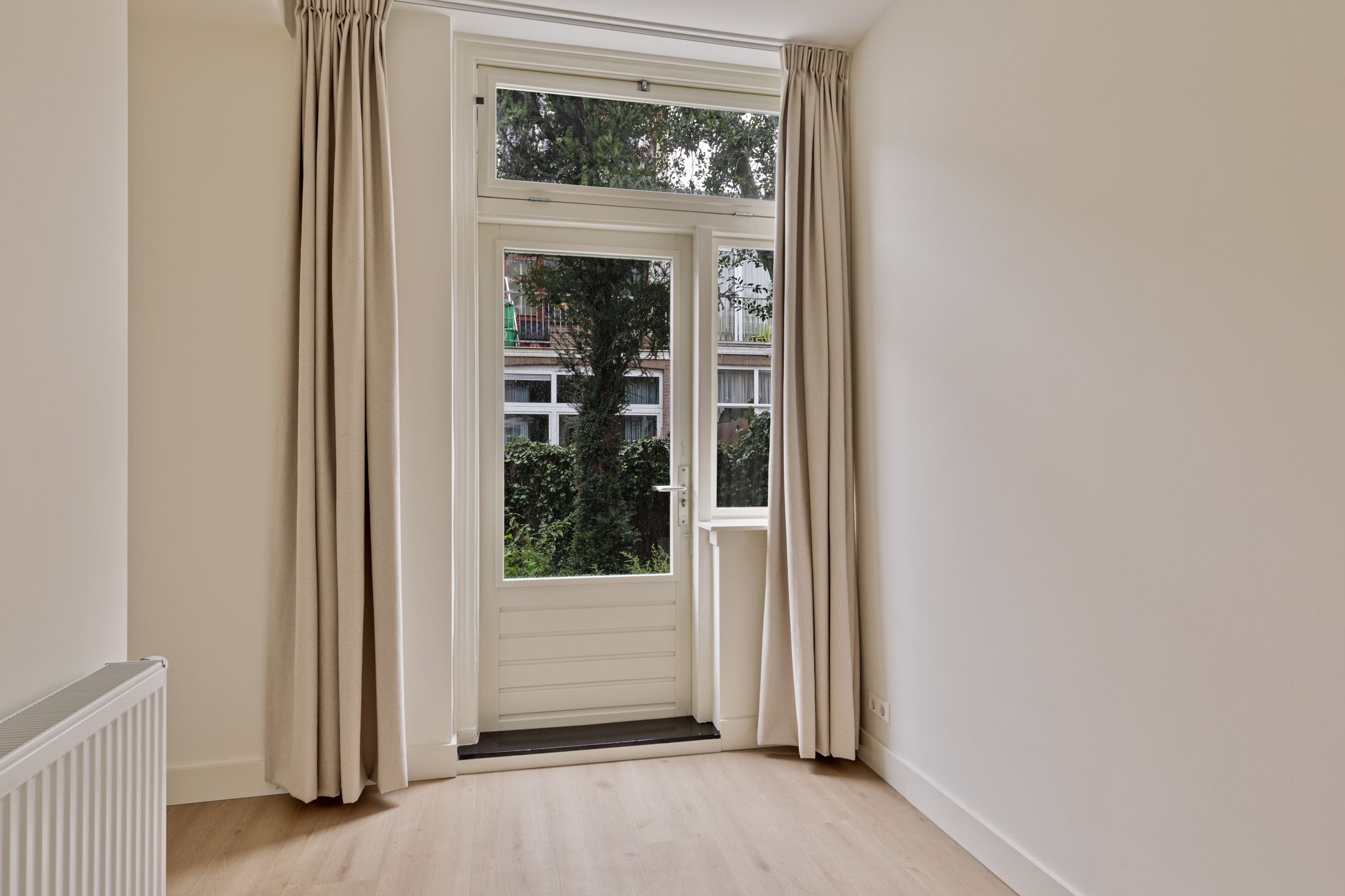 Foto 21 van Hendrik Zwaardecroonstraat 185