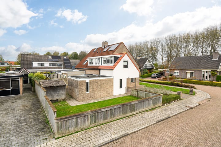 Photo 35 of Meseame 19