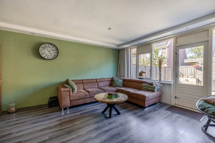 Foto 2 van Schrijnwerkerstraat 85