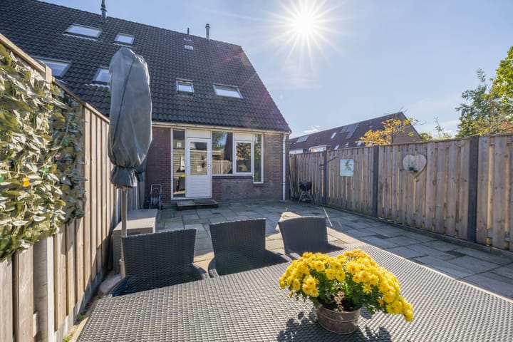 Foto 22 van Schrijnwerkerstraat 85