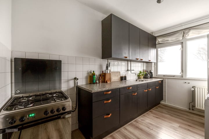 Foto 15 van Valeriusrondeel 334