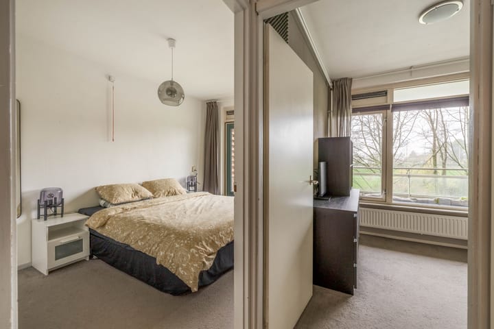 Foto 22 van Valeriusrondeel 334