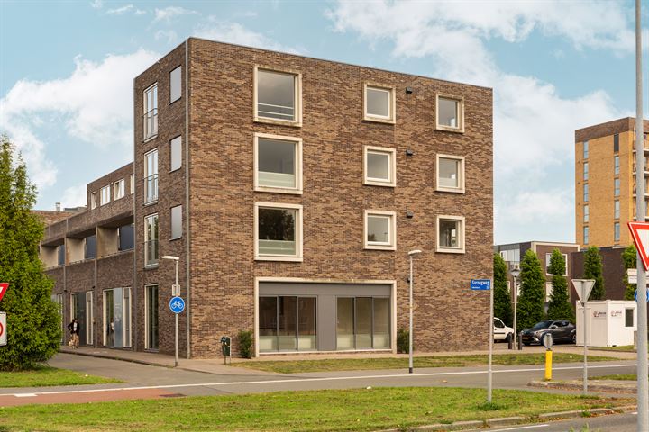 Bekijk foto 1 van Kebajastraat 3