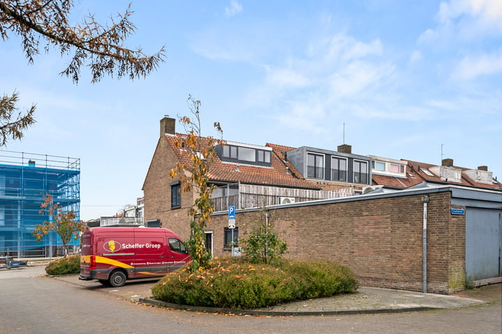 Bekijk foto 32 van Roerdomplaan 1