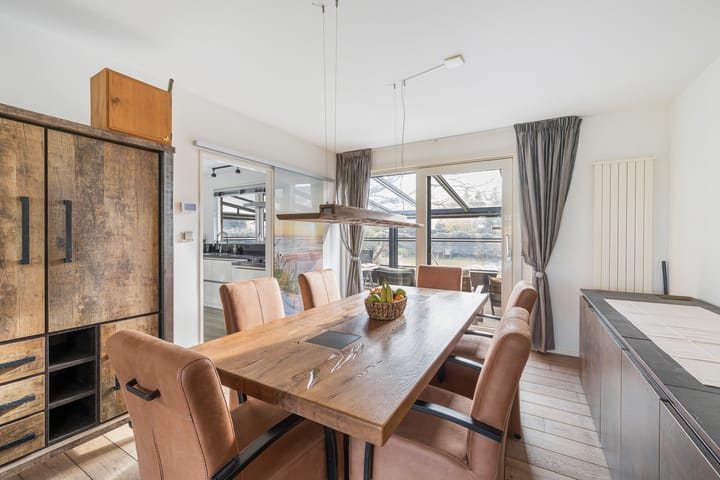 Foto 8 van Margrietweg 23-A